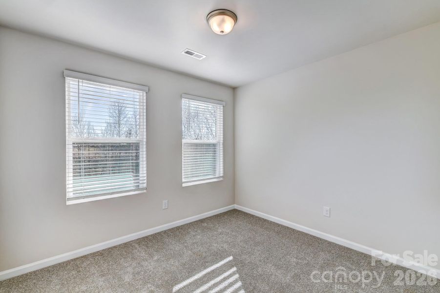 For representation purposes of floorplan only, actual homesite is under construction and design and structural options may vary