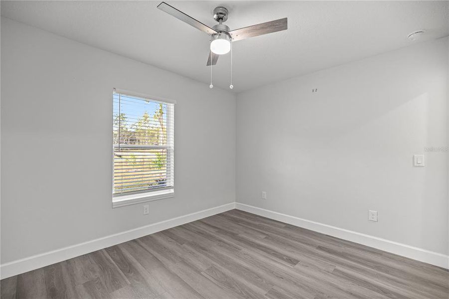 Spacious, unfurnished interior of a new home in , Ocala (Image 11).