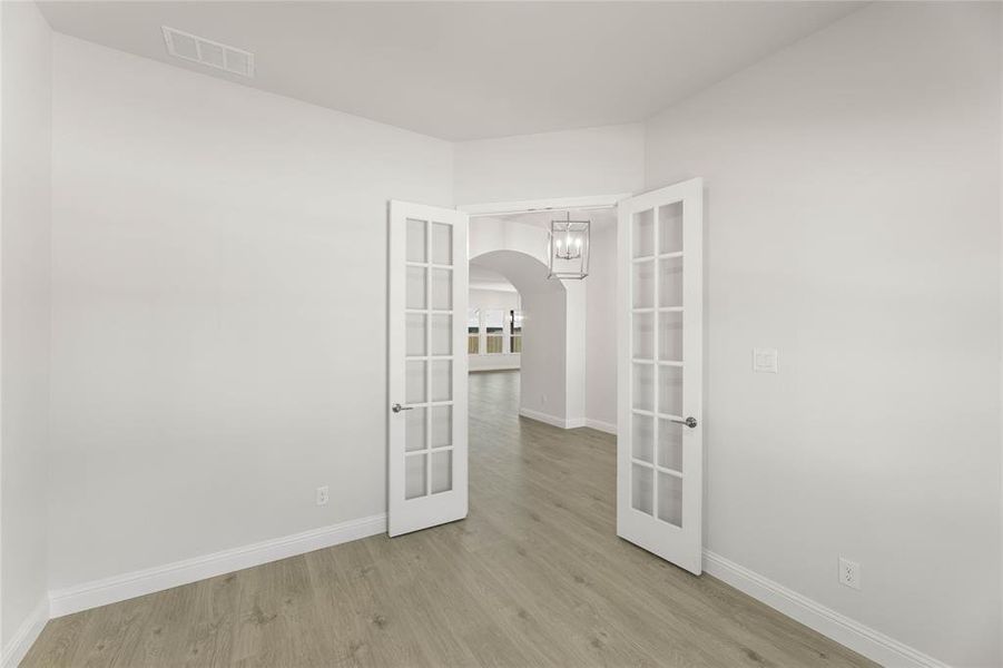 1017 Moss Grove-Study-2 1017 Moss Grove-Study-2