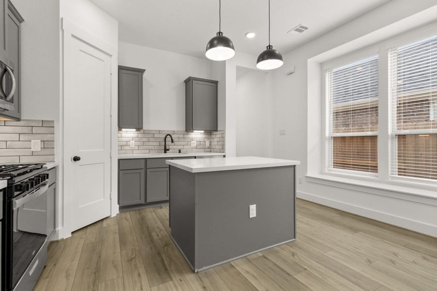 Representative furnished interior of a home built from the Caddo II Mustang Meadows 40s by Brohn Homes in Mustang Meadows, Waller (Image 7).