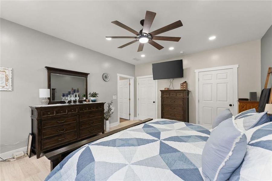 Furnished interior view inside a new home in , Demorest (Image 35).