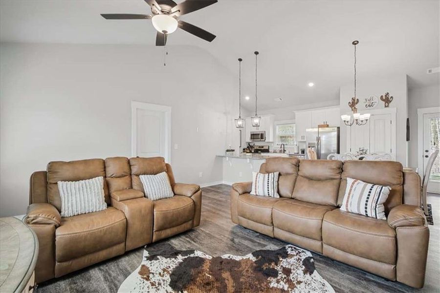 Furnished interior view inside a new home in , Tallapoosa (Image 33).
