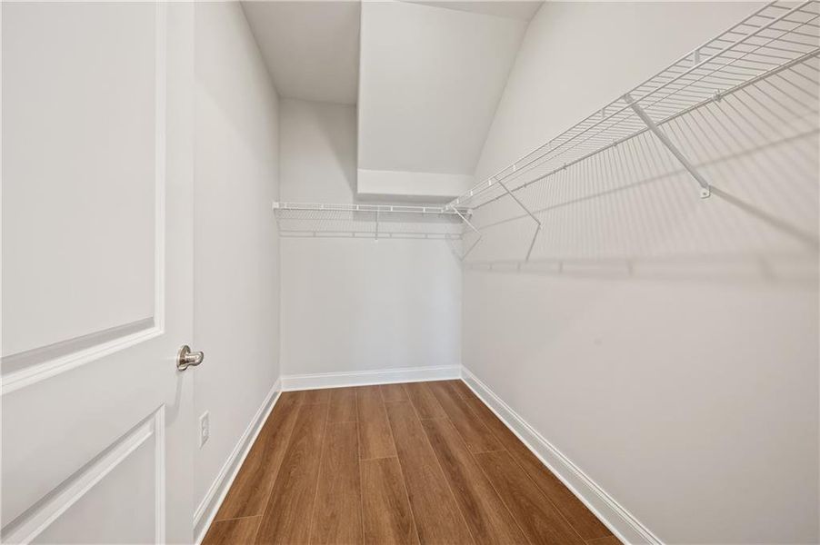 Spacious, unfurnished interior of a new home in , Cartersville (Image 14).