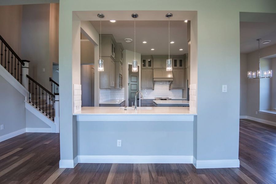 Representative furnished interior of a home built from the Washington II by Windmiller Custom Homes in The Highlands, Northlake (Image 14). Representative furnished interior of a home built from the Washington II by Windmiller Custom Homes in The Highlands, Northlake (Image 14).