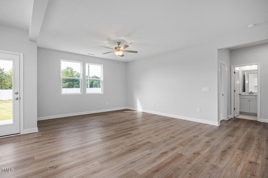 Spacious, unfurnished interior of a new home in Woodland Crossing, Zebulon (Image 17).