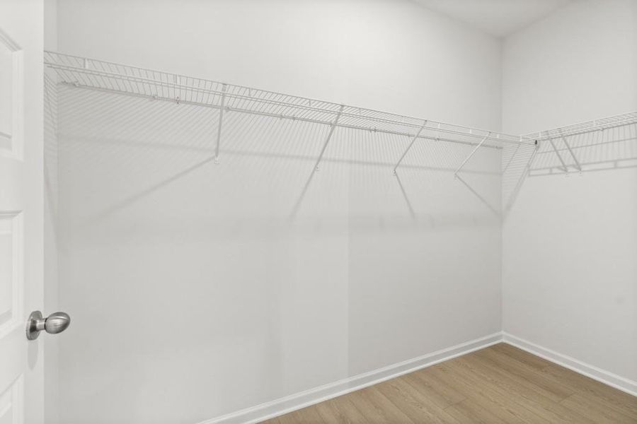 Spacious, unfurnished interior of a new home in North Haven, Rome (Image 18).