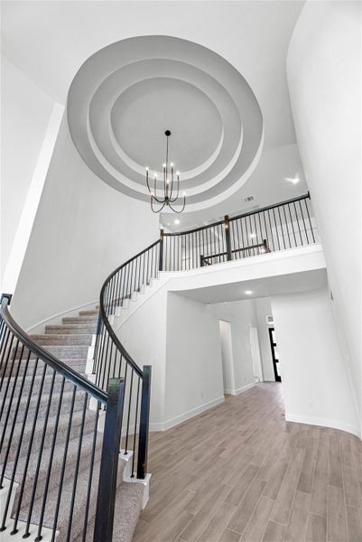 Spacious, unfurnished interior of a new home in Cross Creek West, Fulshear (Image 13).