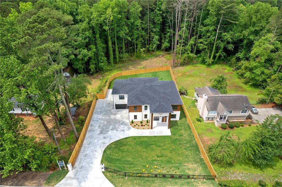 Image 85 of a home in .