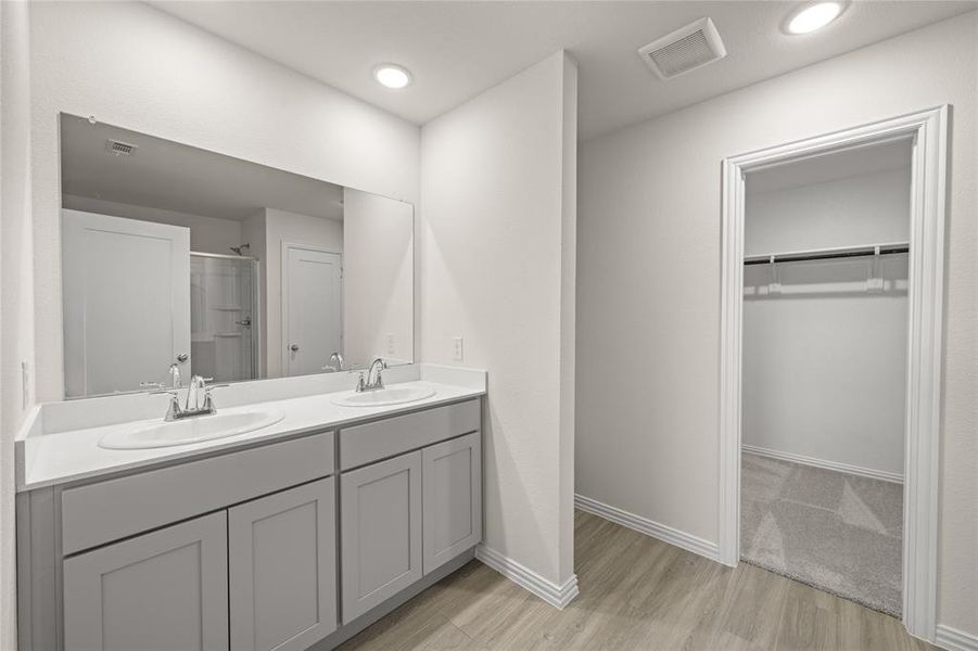 414 Rose- Primary Suite-3