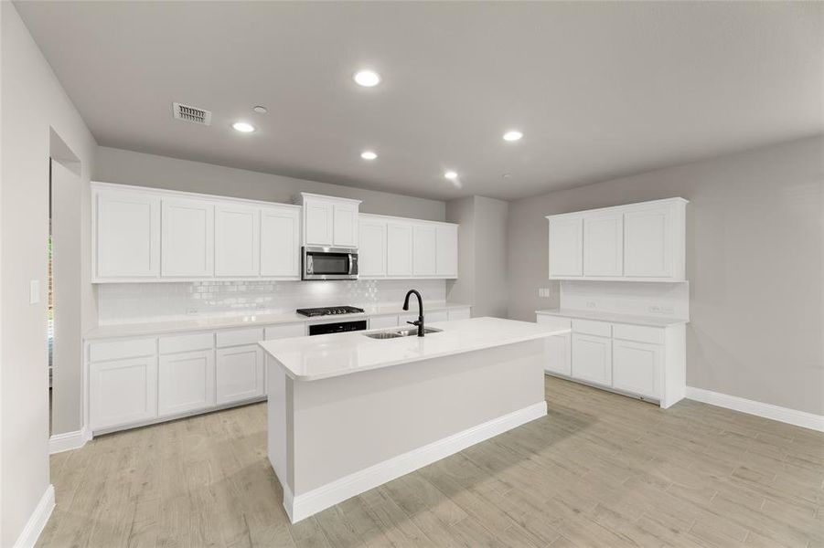 3049 Tall Pine-Kitchen-2