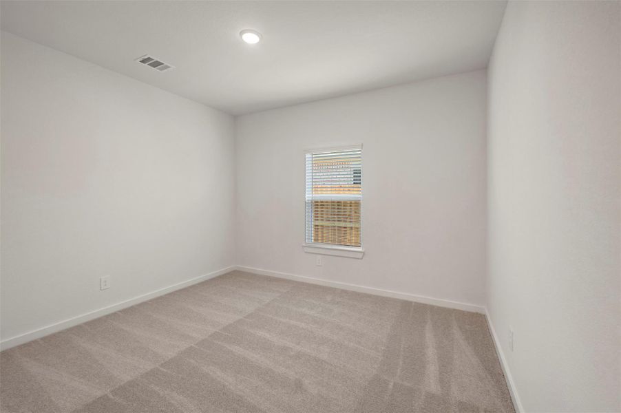 Spacious, unfurnished interior of a new home in Wildrye, Waller (Image 21).