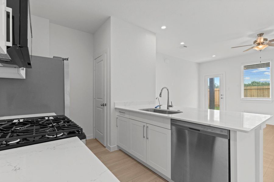 *Images and 3D tour are for illustration only and options may vary from home as built.