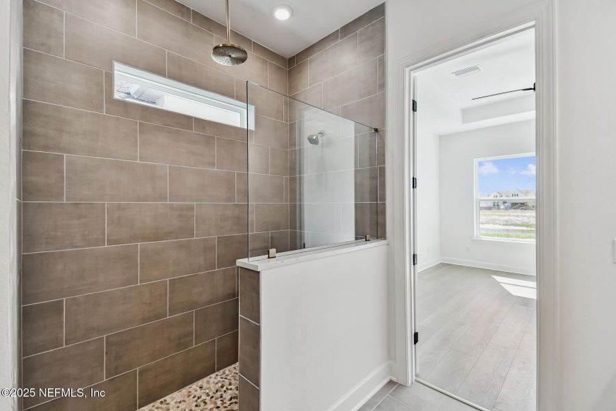 Furnished interior view inside a new home in Seven Pines 50' Front Entry, Jacksonville (Image 10).