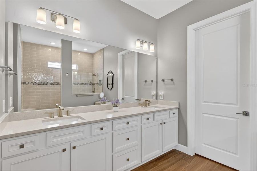 Furnished interior view inside a new home in , Lakewood Ranch (Image 18).