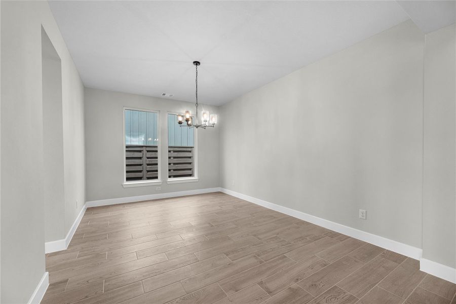 Spacious, unfurnished interior of a new home in Austin Point, Richmond (Image 13).