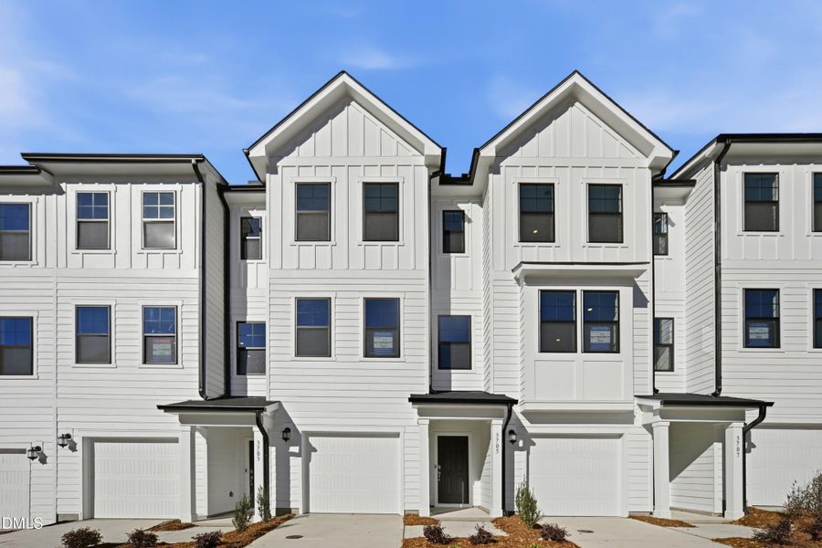 SUN_ElmGrove_Pic_Wyatt_Front_1of1