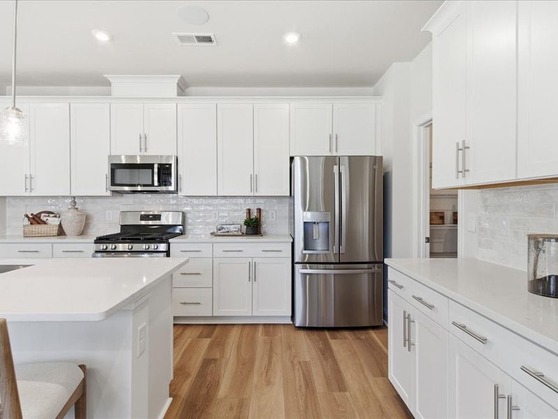 Representative furnished interior of a home built from the York by Tri Pointe Homes in Grahym at Southbridge, Fort Mill (Image 18). Representative furnished interior of a home built from the York by Tri Pointe Homes in Grahym at Southbridge, Fort Mill (Image 18).