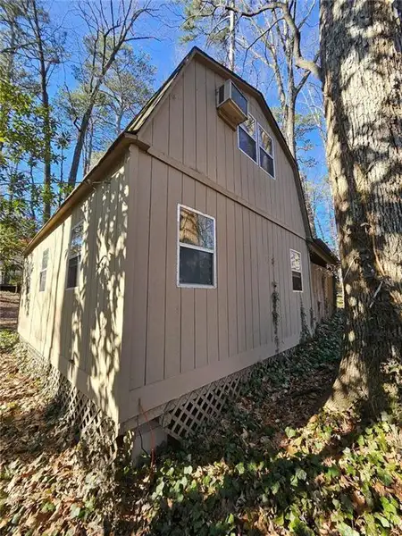 Image 13 of a home in .