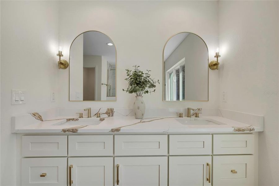 Furnished interior view inside a new home in , Crystal River (Image 9).