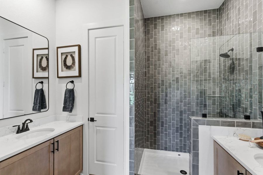 Furnished interior view inside a new home in Prominence, San Antonio (Image 33).