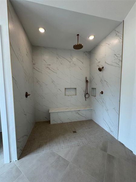 Spacious, unfurnished interior of a new home in , Montgomery (Image 3).