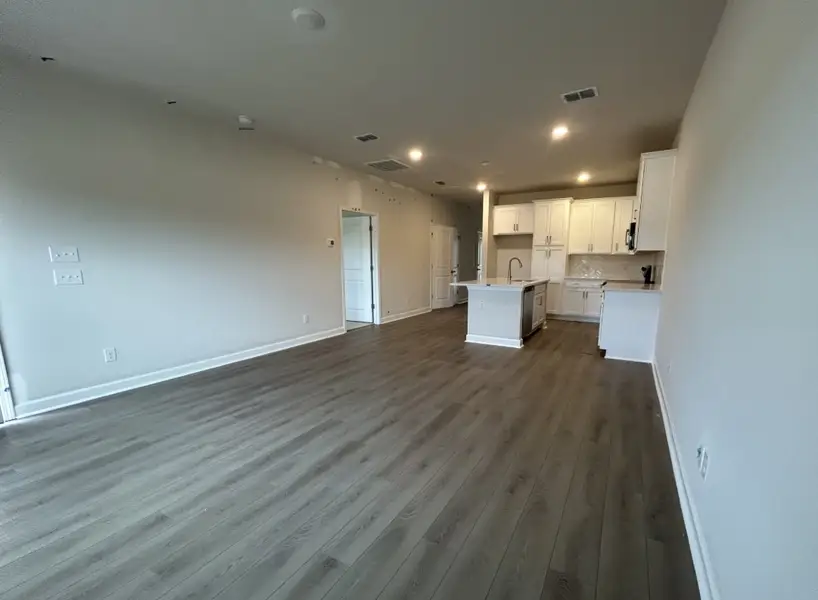 Spacious, unfurnished interior of a new home in Tea Farm, Ravenel (Image 11). Spacious, unfurnished interior of a new home in Tea Farm, Ravenel (Image 11).