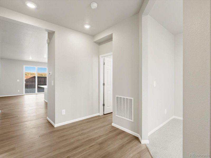 Spacious, unfurnished interior of a new home in , Commerce City (Image 23).