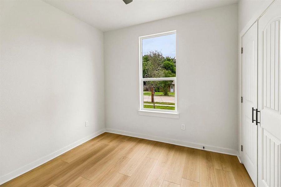 Spacious, unfurnished interior of a new home in , Mesquite (Image 24).