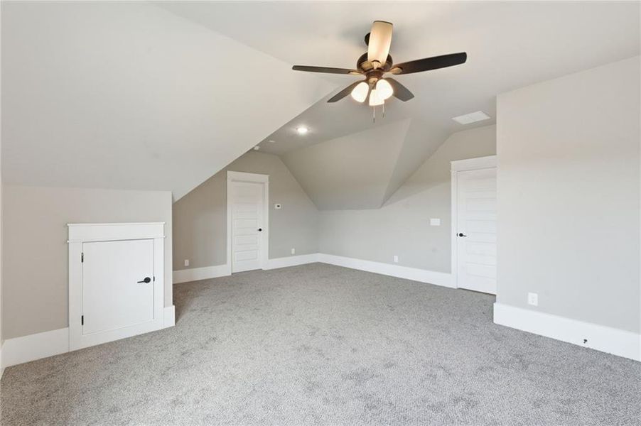 Spacious, unfurnished interior of a new home in , Jefferson (Image 62).