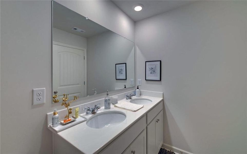 Furnished interior view inside a new home in , Dahlonega (Image 14).