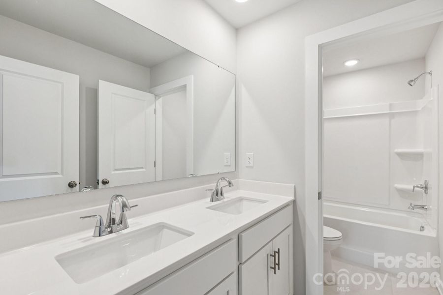 Furnished interior view inside a new home in Cannon Manor, Kannapolis (Image 8).