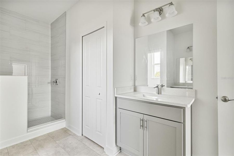 Furnished interior view inside a new home in , Port Charlotte (Image 6).
