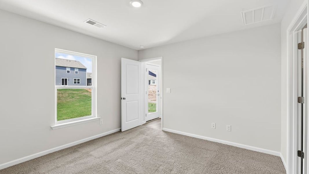 Spacious, unfurnished interior of a new home in Cedar Gap, Fountain Inn (Image 31). Spacious, unfurnished interior of a new home in Cedar Gap, Fountain Inn (Image 31).