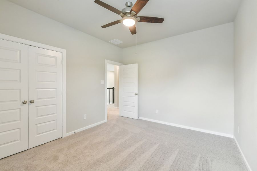 Spacious, unfurnished interior of a new home in Summer Place  35', Montgomery (Image 45).