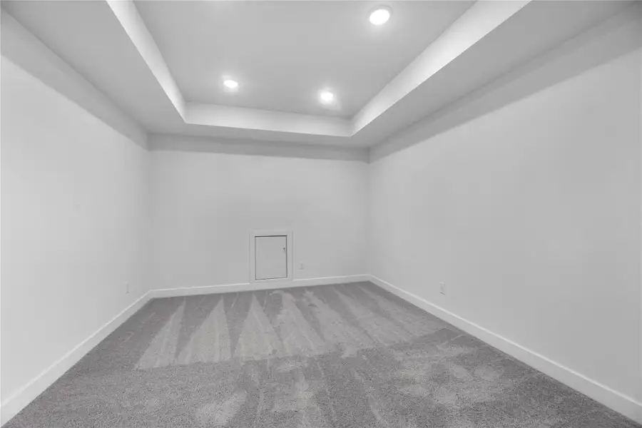 Spacious, unfurnished interior of a new home in Lago Mar - 60', Texas City (Image 11). Spacious, unfurnished interior of a new home in Lago Mar - 60', Texas City (Image 11).