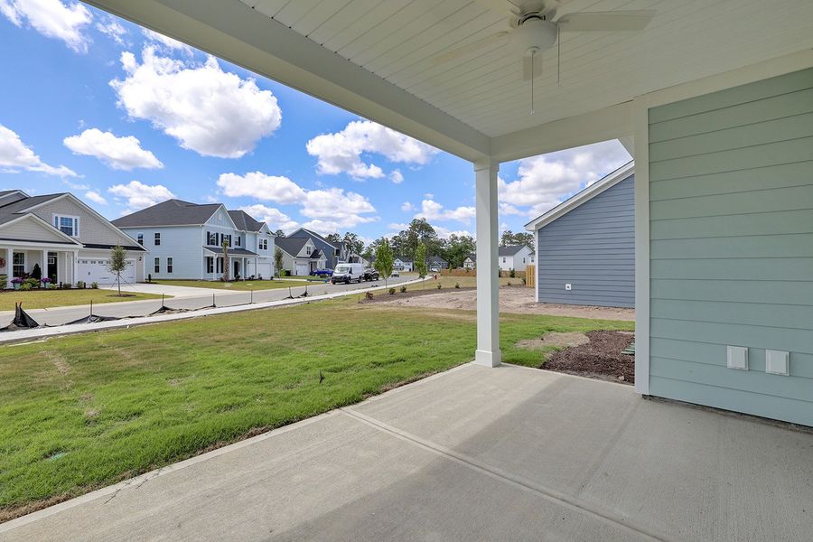 Exterior details and patio area of a home in Grand Park, Leland (Image 4).