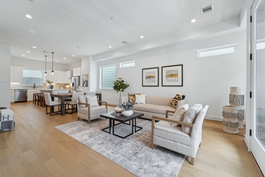 Photos show similar floor plan & alternative finishes from the previous development. Selections may vary.