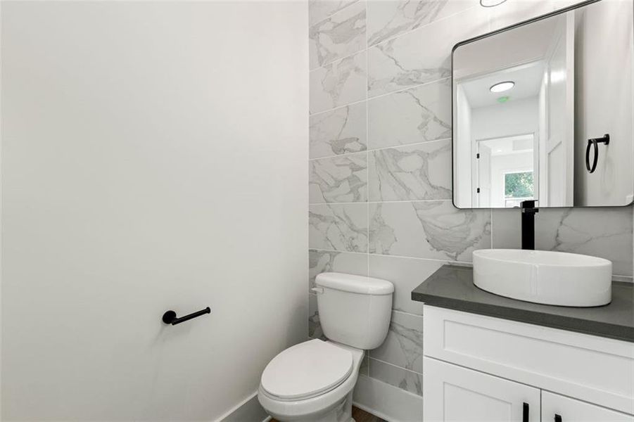 Image 37 of a home in .