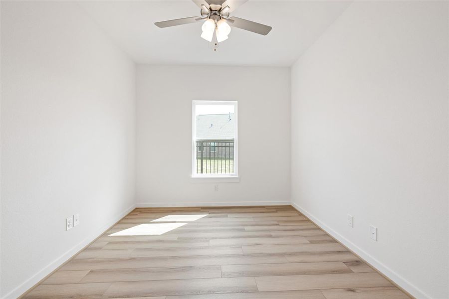 Spacious, unfurnished interior of a new home in Sunterra, Katy (Image 20). Spacious, unfurnished interior of a new home in Sunterra, Katy (Image 20).