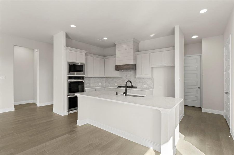 10. 3204 Agnew - Kitchen (2)