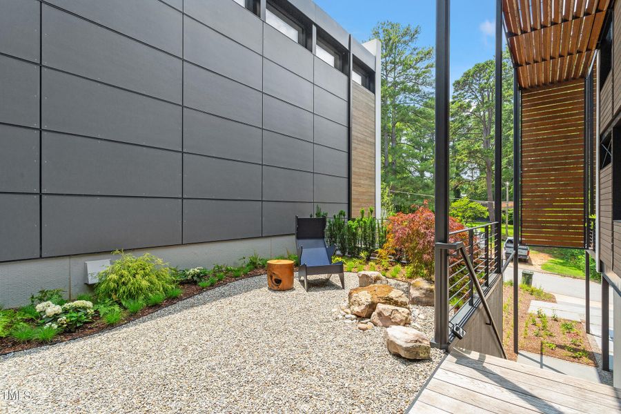 926 Tower St [2338155]_09