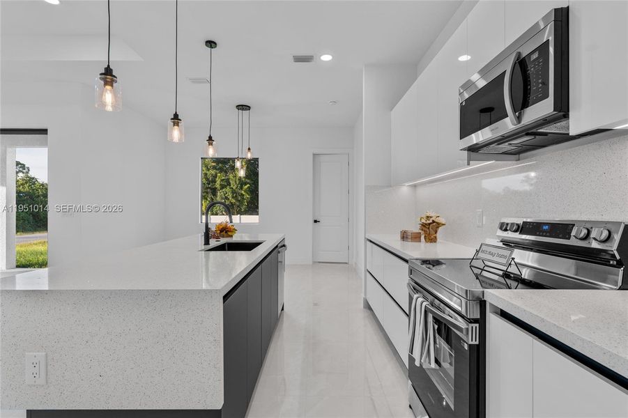 Furnished interior view inside a new home in , Lehigh Acres (Image 8).
