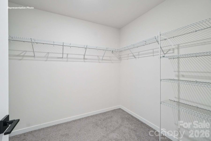 Spacious, unfurnished interior of a new home in Oak Grove Hill, Huntersville (Image 20).