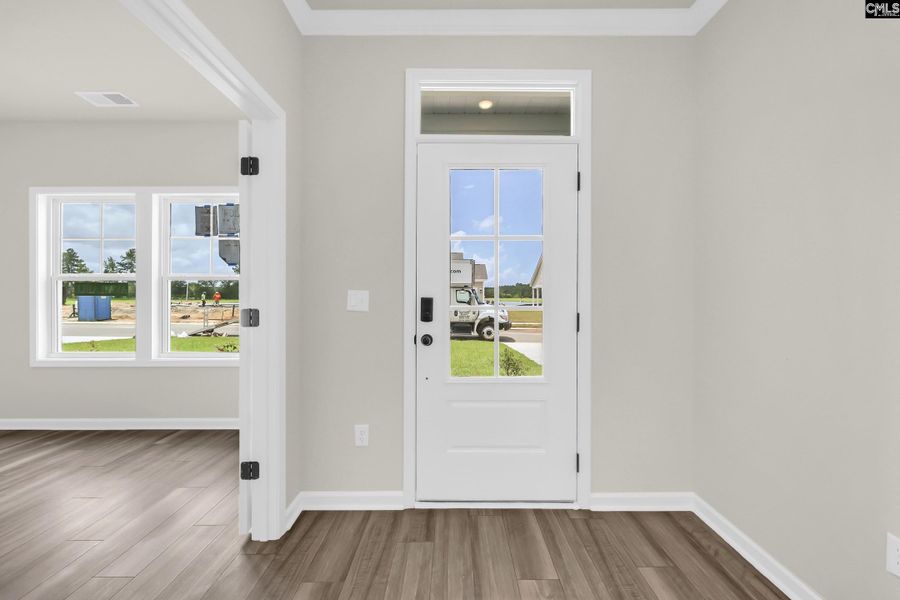 Spacious, unfurnished interior of a new home in Old Charleston Acres, Pelion (Image 9).