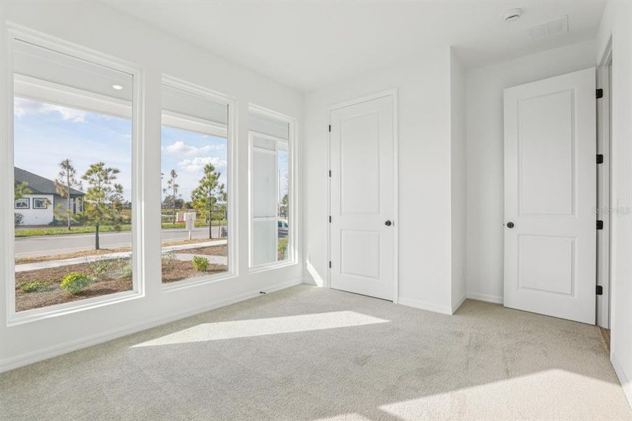 Spacious, unfurnished interior of a new home in Weslyn Park Single Family, St. Cloud (Image 17).