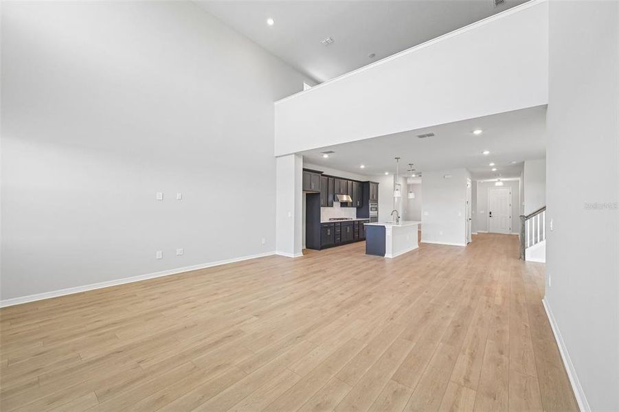 Spacious, unfurnished interior of a new home in , Parrish (Image 18).