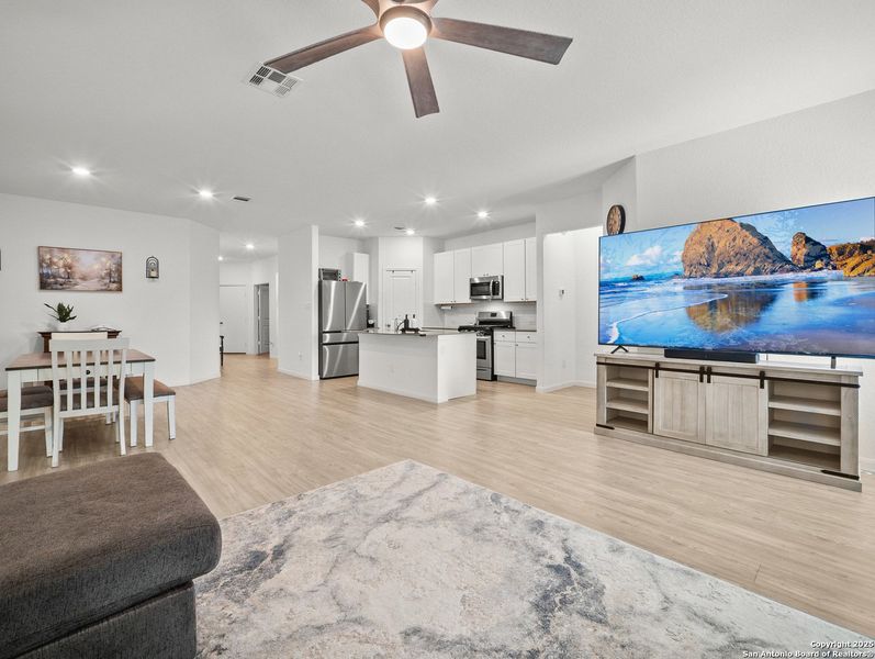 Image 18 of a home in Morgan Meadows: Barrington Collection. Image 18 of a home in Morgan Meadows: Barrington Collection.