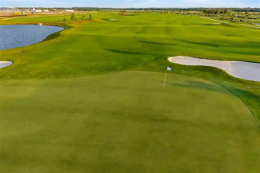 Natural landscape and outdoor views near Calusa Country Club in Lakewood Ranch (Image 49).