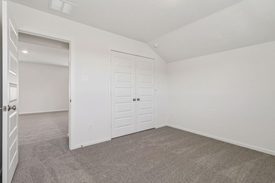 Spacious, unfurnished interior of a new home in Sundance Cove - Traditional Series, Crosby (Image 22).
