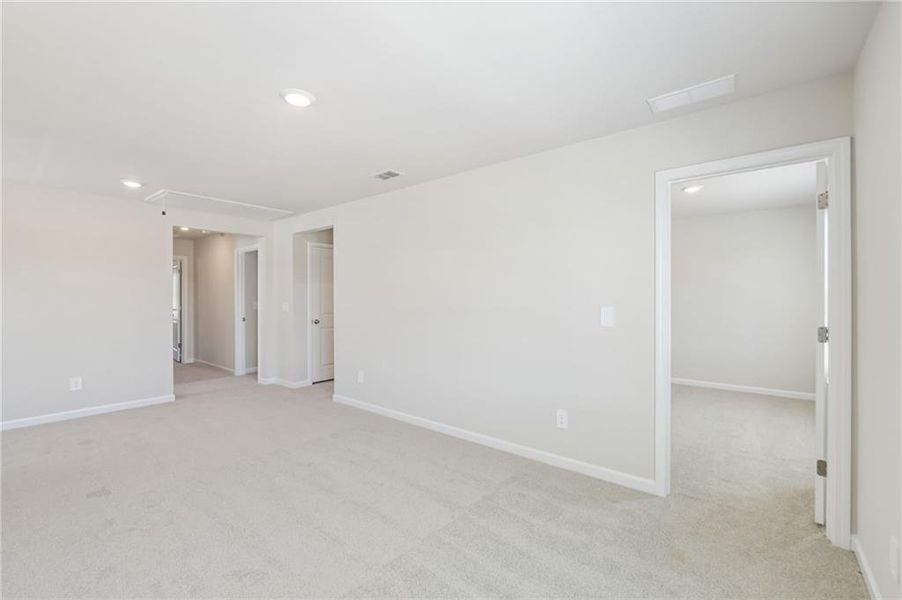Spacious, unfurnished interior of a new home in Martin Springs - Reserve Series, Lawrenceville (Image 22). Spacious, unfurnished interior of a new home in Martin Springs - Reserve Series, Lawrenceville (Image 22).
